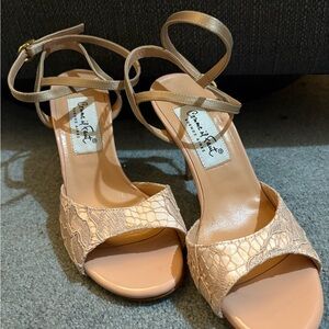 Elegant Nude Argentine Tango shoes